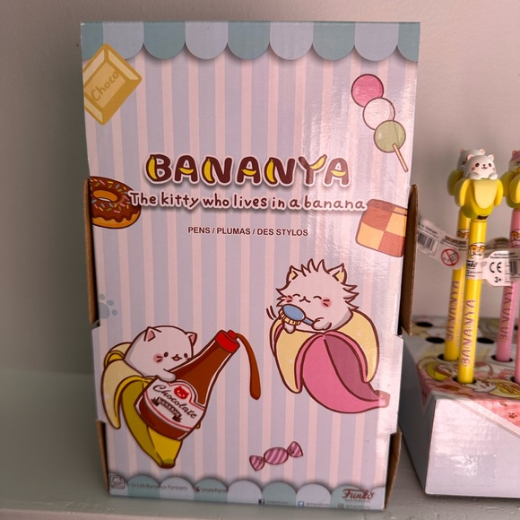 ๐๏ธ Bananya The kitty who lives in a Banana ๐ ๐  cute display for Funko pens - Picture 3 of 4